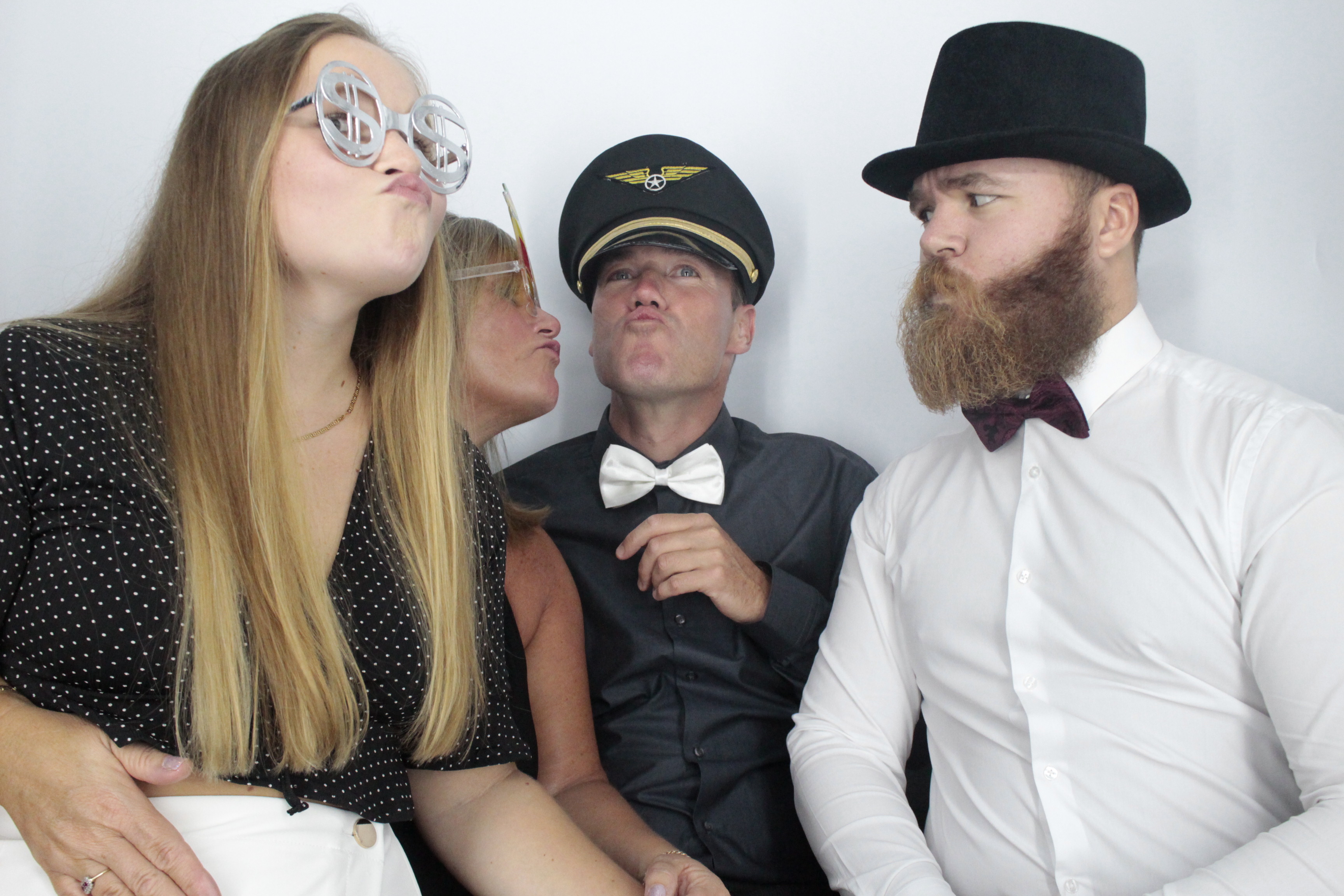Morgan's 21st Birthday  | View more photos from the event at gallery.myphotoboothexperience.co.uk/u/MyPhotoBoothExperienceLtd/Morgans-21st-Birthday